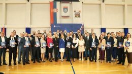 СПОРТСКА ХАЛА ДОБИЈА ГРЕЈАЊЕ