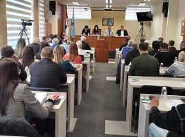 ОДБАЧЕН ПРЕДЛОГ ЗАХТЕВА ЗА РАСПИСИВАЊЕ РЕФЕРЕНДУМА ЗБОГ НЕНАНДЛЕЖНОСТИ СКУПШТИНЕ ОПШТИНЕ