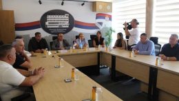 ДЕЛЕГАЦИЈА МИНИСТАРСТВА ДРЖАВНЕ УПРАВЕ У РАДНОЈ ПОСЕТИ ОПШТИНИ ВЛАСОТИНЦЕ